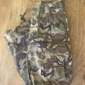 Abercrombie 2000’s Utility pant size 27